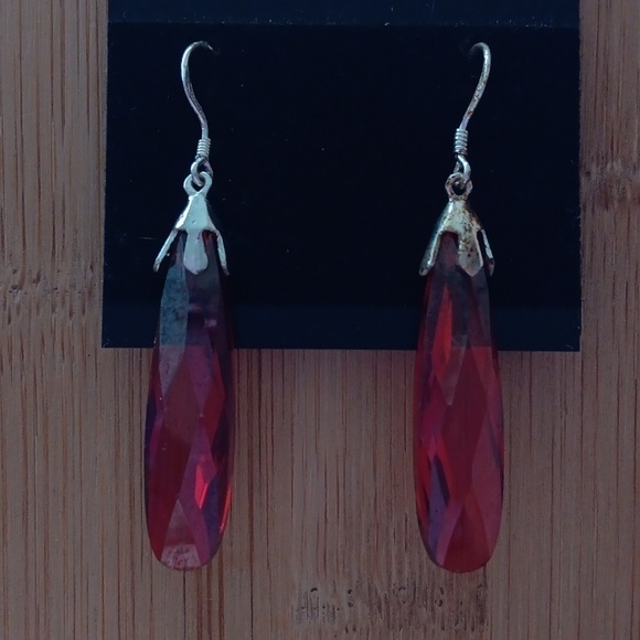 925 Silver French Wire Red Cubic Zirconia Pear Earrings - Picture 2 of 6